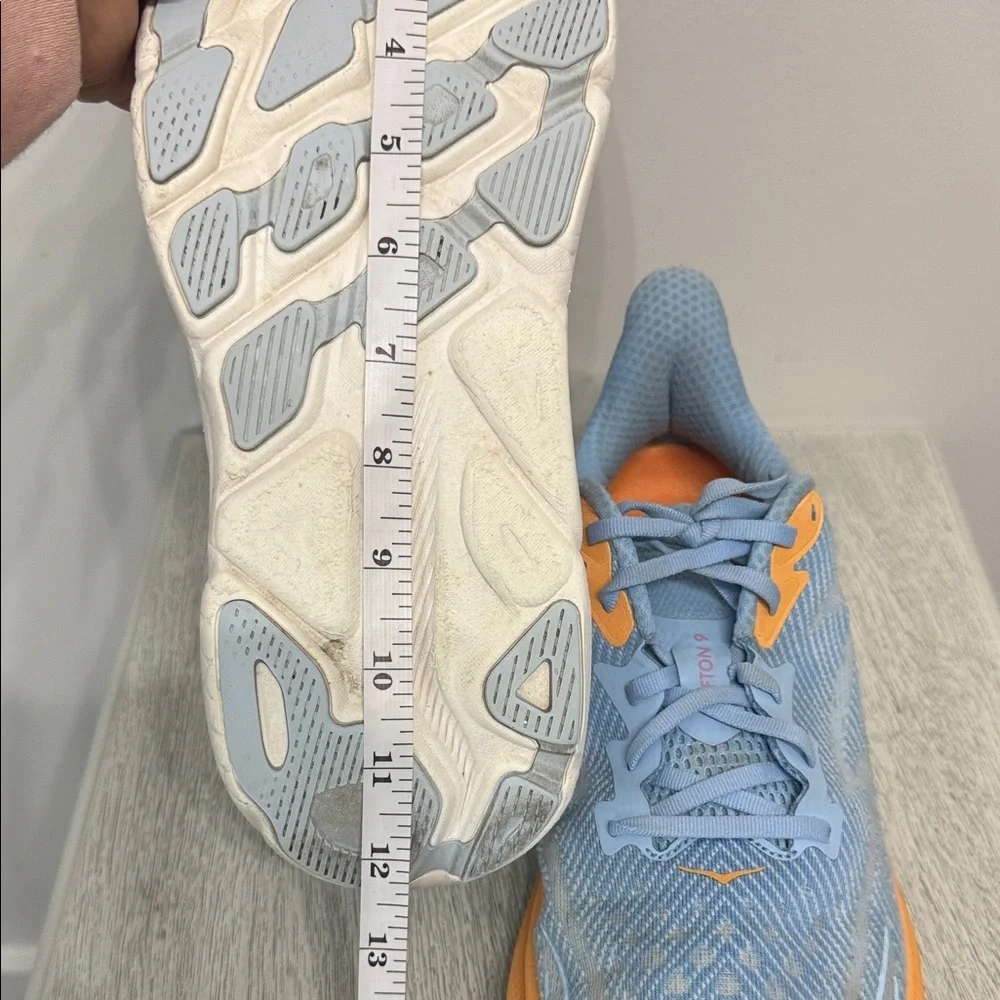 Hoka One One Clifton 9 Women’s Airy Blue and Orange Athletic Shoes Size 11